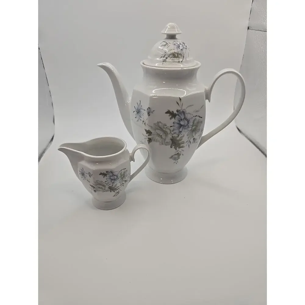 Vintage Heinrich Winterling Bavarian Tea Pot 9'' And Cream Vase